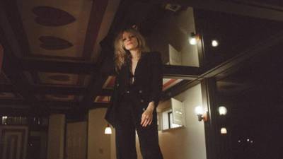 Jessica Pratt: Quiet Signs review – Soft, subtle and seductive tunes