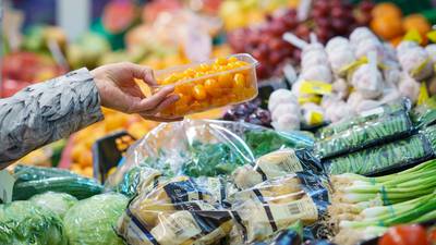 UK grocery inflation continues downward trajectory