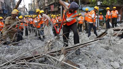 Ten construction firm staff  held on Kolkata overpass collapse