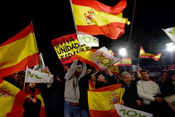 Spanish election win for Sánchez overshadowed by far-right surge