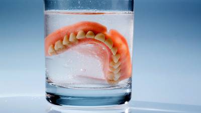 Loophole allows rogue  providers  of dentures put patients at risk