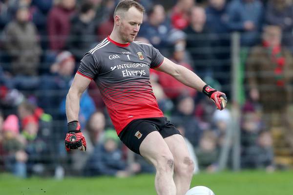 Rob Hennelly starts for Mayo as Dublin name weakened team