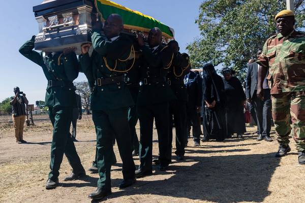 Mugabe buried in home village as family snub national plans