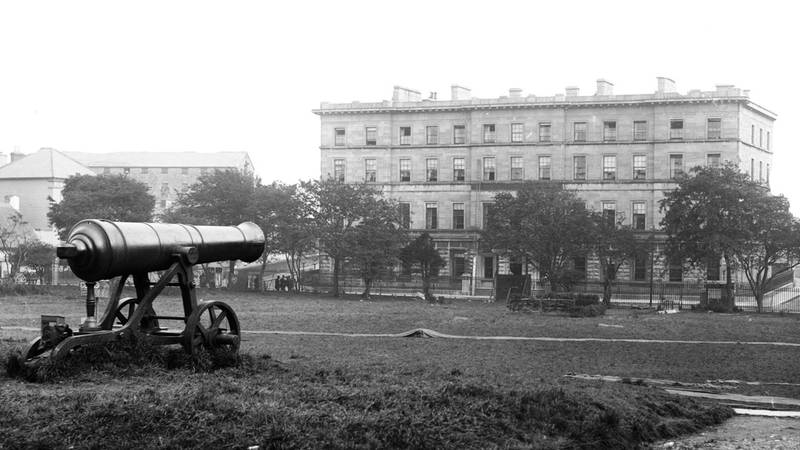 Spoils of war – Ray Burke on Crimean War cannons in Irish towns 