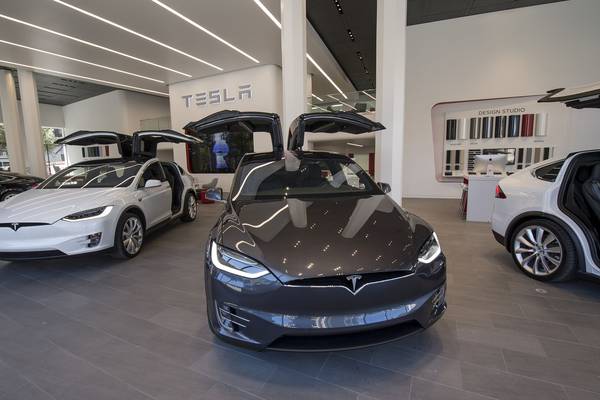 Hype generator: Will Tesla become the next Apple?