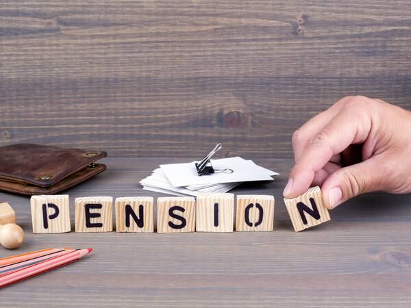 Royal London Ireland expands into pensions market