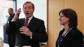 Kenny bides his time as challengers stake their claims