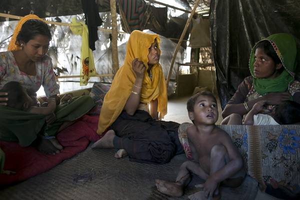 Suu Kyi vows to investigate crimes against Rohingya