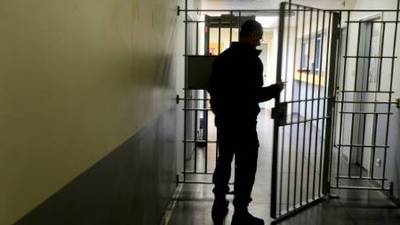 Judges should give written reasons for short prison sentences, group says