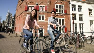 More aspiring students opting to go Dutch
