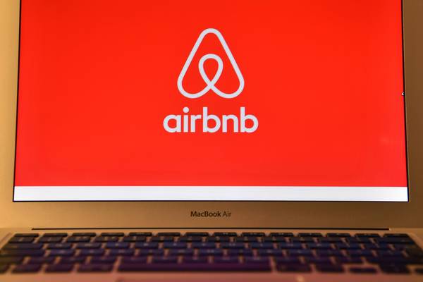 Airbnb long-awaited Wall Street debut earmarked for 2020