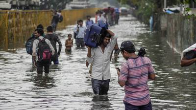 Mumbai struggles to recover from worst flooding in 14 years