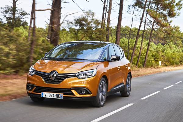 Paris  ‘investigating emissions cheating’ at Renault