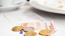 Legislation to ensure workers receive tips is not needed, says Low Pay Commission