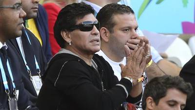 Maradona offers his support to Luis Suarez