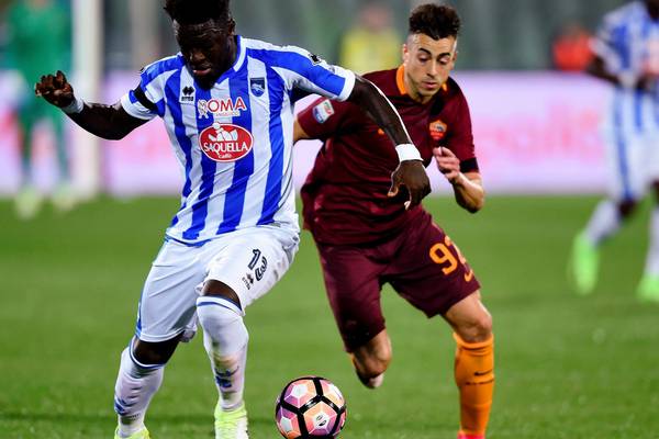 Sulley Muntari  banned after complaining of racial abuse
