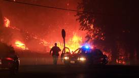 Four firefighters injured as hundreds battle California wildfire