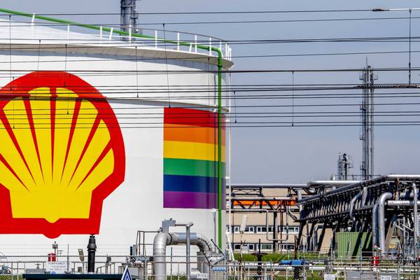 Shell raises dividend even as profit drops to 20-year low