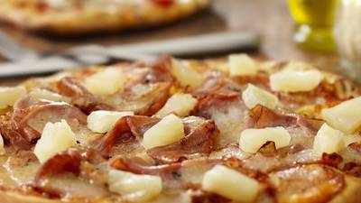 Pineapple on a pizza? Man who invented the Hawaiian dies aged 83