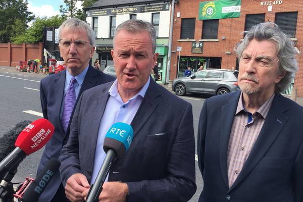 Sinn Féin defends Commons absence after Johnson suspension of parliament
