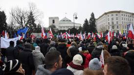 Polish budget debate sparks protests over rules on media’s role