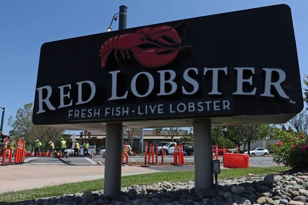 US Red Lobster seafood chain goes bankrupt after unlimited shrimp deal