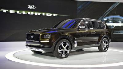 Kia shifts further upmarket with Telluride hybrid