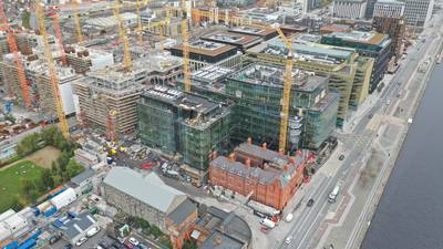 Johnny Ronan closing in on €220m sale of Dublin docklands apartments