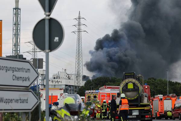 One dead, four missing after huge explosion at German chemicals plant