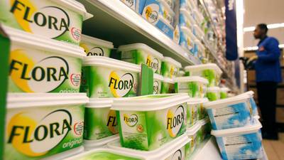 Unilever sees more volatility after steering through 2015