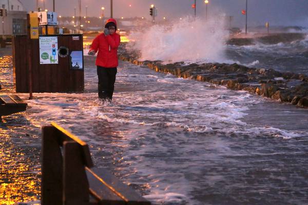 ‘Flooding risk’ as Met Éireann issues three weather warnings