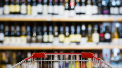 Taoiseach appeals to North to align with State on minimum unit pricing for alcohol