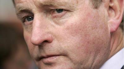 Taoiseach Enda Kenny defends changes to lone parent welfare entitlements