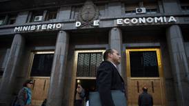 Argentina’s finance minister hails success of bond issue