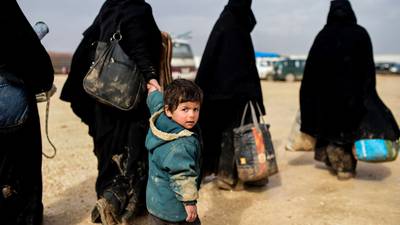 Turkey pressed  to admit 40,000 Syrians  fleeing major advance