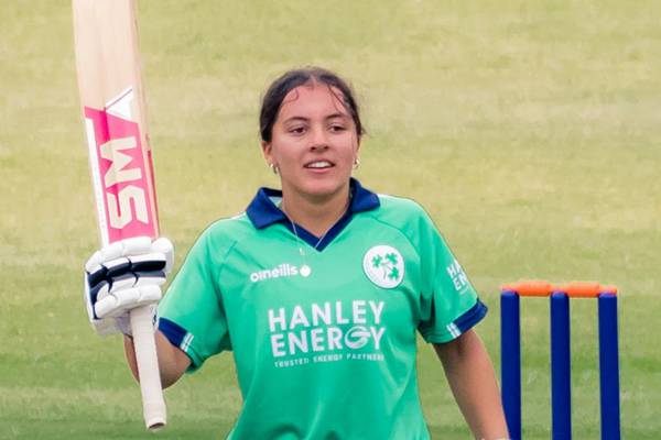Ireland’s Amy Hunter celebrates 16th birthday with historic innings in Harare