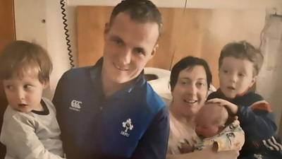 Hospital sorry over death of mother and newborn after fall