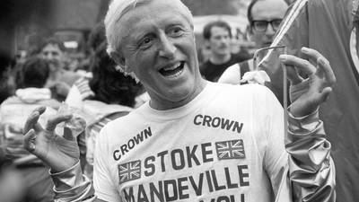 Savile report shows BBC staff missed chances to stop abuse