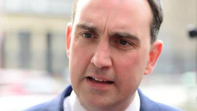 Stephen Donnelly described as ‘patronising and frankly embarrassing’ in Dáil