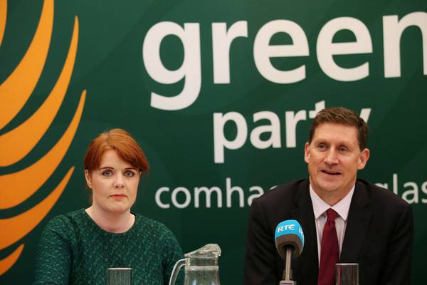 Greens propose free public transport scheme for students