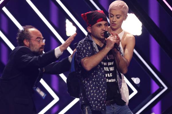 UK Eurovision singer left with bruises after stage protest
