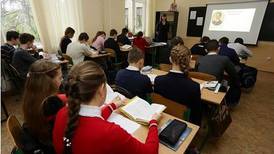 University quotas to tackle teacher shortage in secondary schools