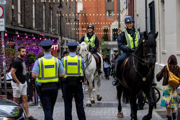 Reopening of pubs that do not serve food may be delayed beyond July 20th