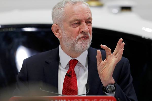 Corbyn calls for UK to join EU customs union after Brexit