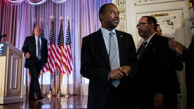 Ben Carson takes up offer to run  US housing department for Trump