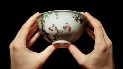 Just right: little Chinese imperial bowl expected to fetch over €23m