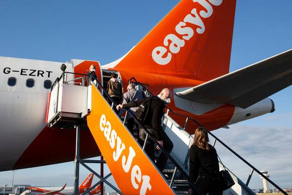 Barton expects EasyJet share sale to proceed