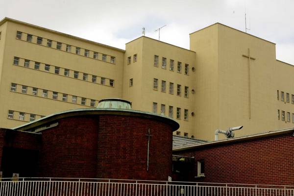Man arrested with gun and ammunition in Drogheda hospital