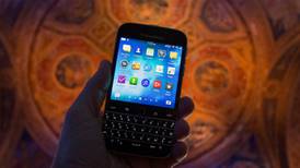 Samsung talks to BlackBerry about $7.5bn buyout