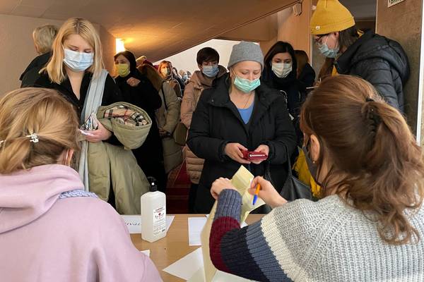 Kyiv women boost survival skills and solidarity as Russia threat looms